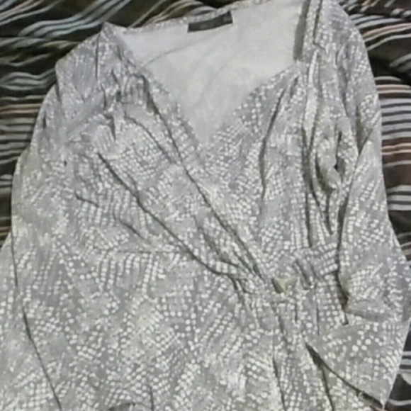 Dress - Picture 3 of 6